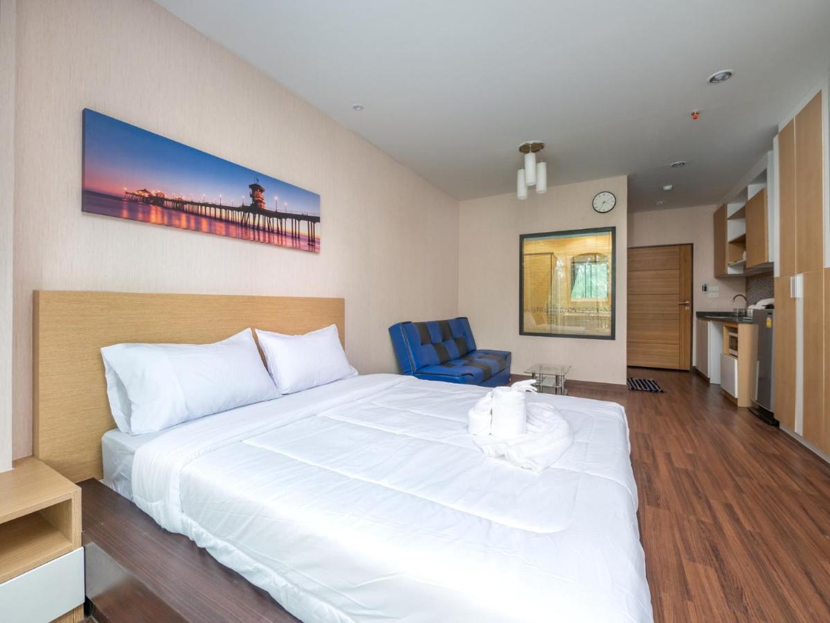 Naithon Beachfront Condotel Exterior foto