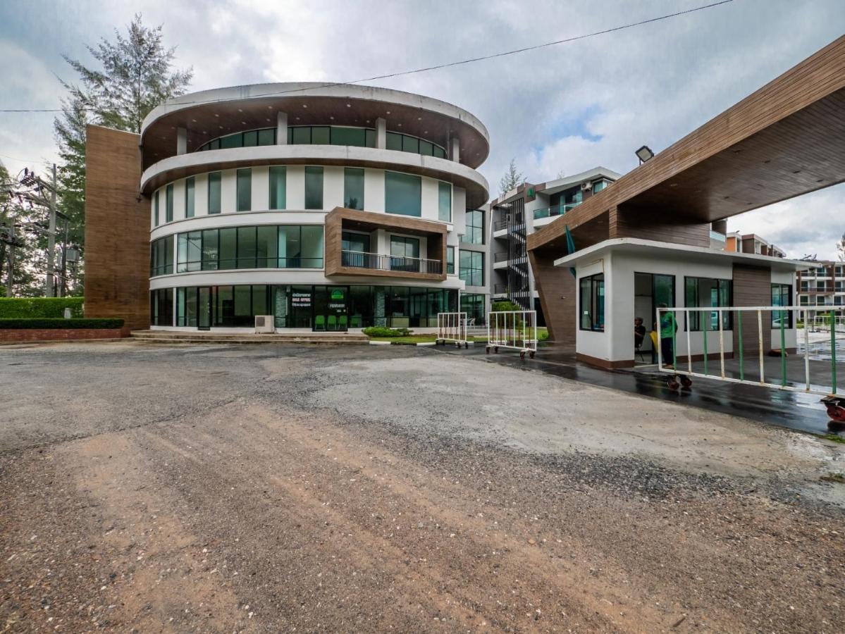 Naithon Beachfront Condotel Exterior foto